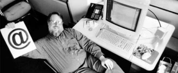 Ray Tomlison